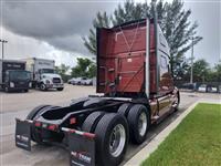 2021 Volvo VNL64T860