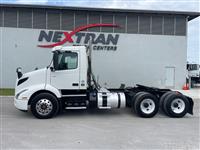 2020 Volvo VNR64T300