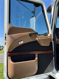 2018 Mack GU713