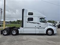 2021 Volvo VNL64T860