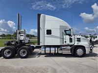 2020 Mack AN64T