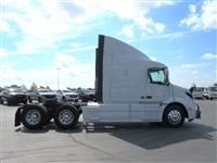 2021 Volvo VNR64T640