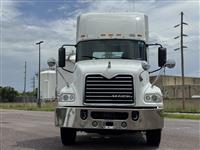 2018 Mack CXU613