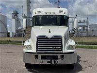 2018 Mack CXU613