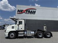 2022 Mack AN64T
