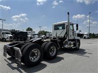 2022 Mack AN64T