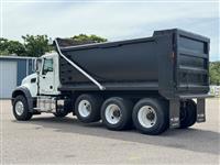 2020 Mack GR64F