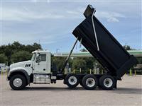 2020 Mack GR64F