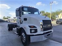 2025 Mack MD7 42R