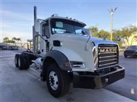 2025 Mack GR64BX