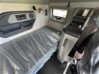 2026 Volvo VNL64T660