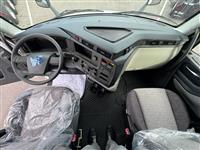2026 Volvo VNL64T440