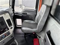 2017 Mack GU813