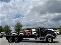 2017 Mack GU813