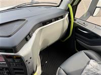 2026 Volvo VNL64T840