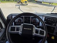 2020 Mack AN64T