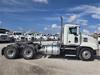 2020 Mack AN64T