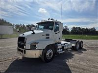 2020 Mack AN64T