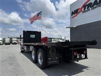 2017 Mack GU813