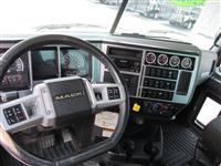 2023 Mack PI64T