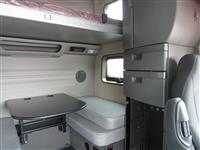2020 Volvo VNL64T860