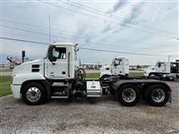 2020 Mack AN64T
