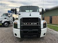 2020 Mack AN64T