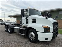 2020 Mack AN64T