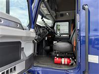 2020 Mack AN64T