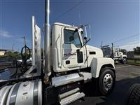 2022 Mack PI64T