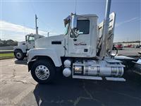 2022 Mack PI64T