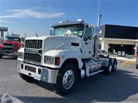 2022 Mack PI64T