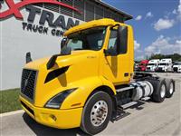 2020 Volvo VNR64T300