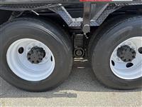 2019 Mack GR64B