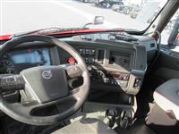 2020 Volvo VNL64T300