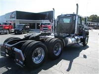 2022 Mack PI64T