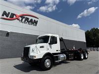 2011 Volvo VHD64F300