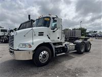 2016 Mack CXU613