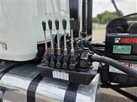 2024 Mack GR64F