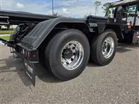 2024 Mack GR64F