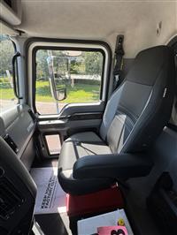2024 Mack GR64F