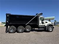 2024 Mack GR64F