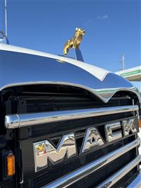 2024 Mack GR64F