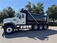 2024 Mack GR64F
