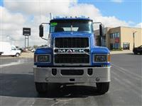2022 Mack PI64T