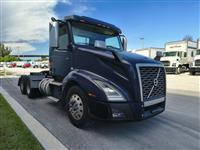 2018 Volvo VNL64T300