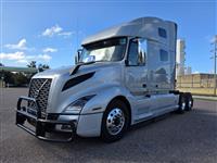 2021 Volvo VNL64T760