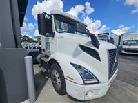 2020 Volvo VNR64T300