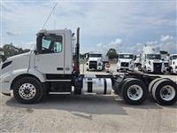 2019 Volvo VNR64T300