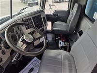 2016 Mack GU813